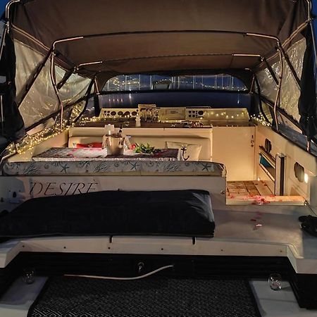 فندق Desire Charming House Boat باليرمو المظهر الخارجي الصورة